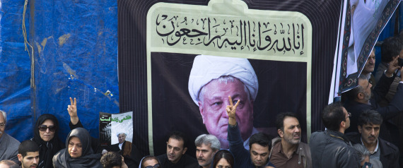 هكذا نجح المعارضون الإيرانيون في تحويل جنازة رفسنجاني إلى تظاهرة للضغط على النظام