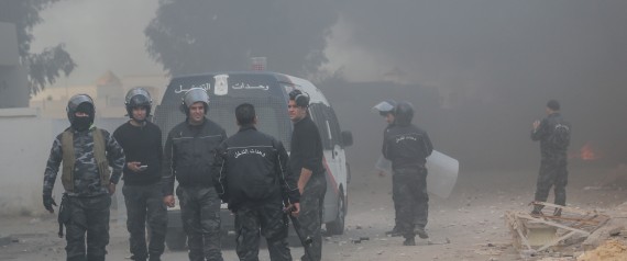 أصابها صاروخ.. سقوط طائرة حربية لقوات حفتر شرقي ليبيا