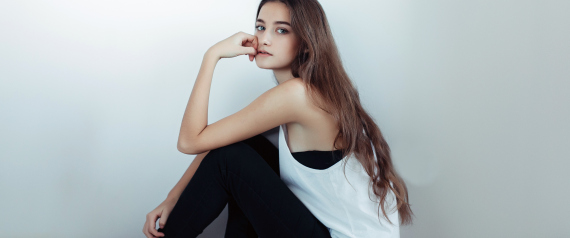 ما السبب في نمو الثدي مبكراً لدى الفتيات الصغيرات؟ إليك التفسير العلمي