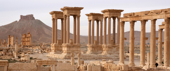 "داعش" يدمر آثاراً جديدة في مدينة تدمر الأثرية.. بعضها بُنيت بالغرانيت المصري