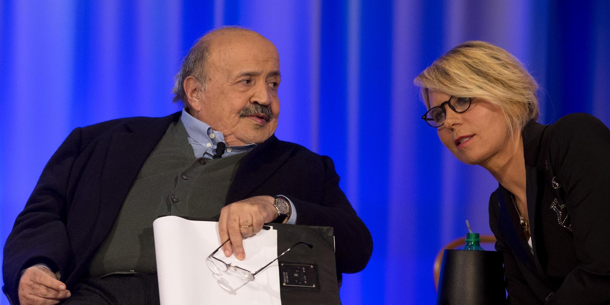 Maurizio Costanzo E Maria De Filippi Bacio