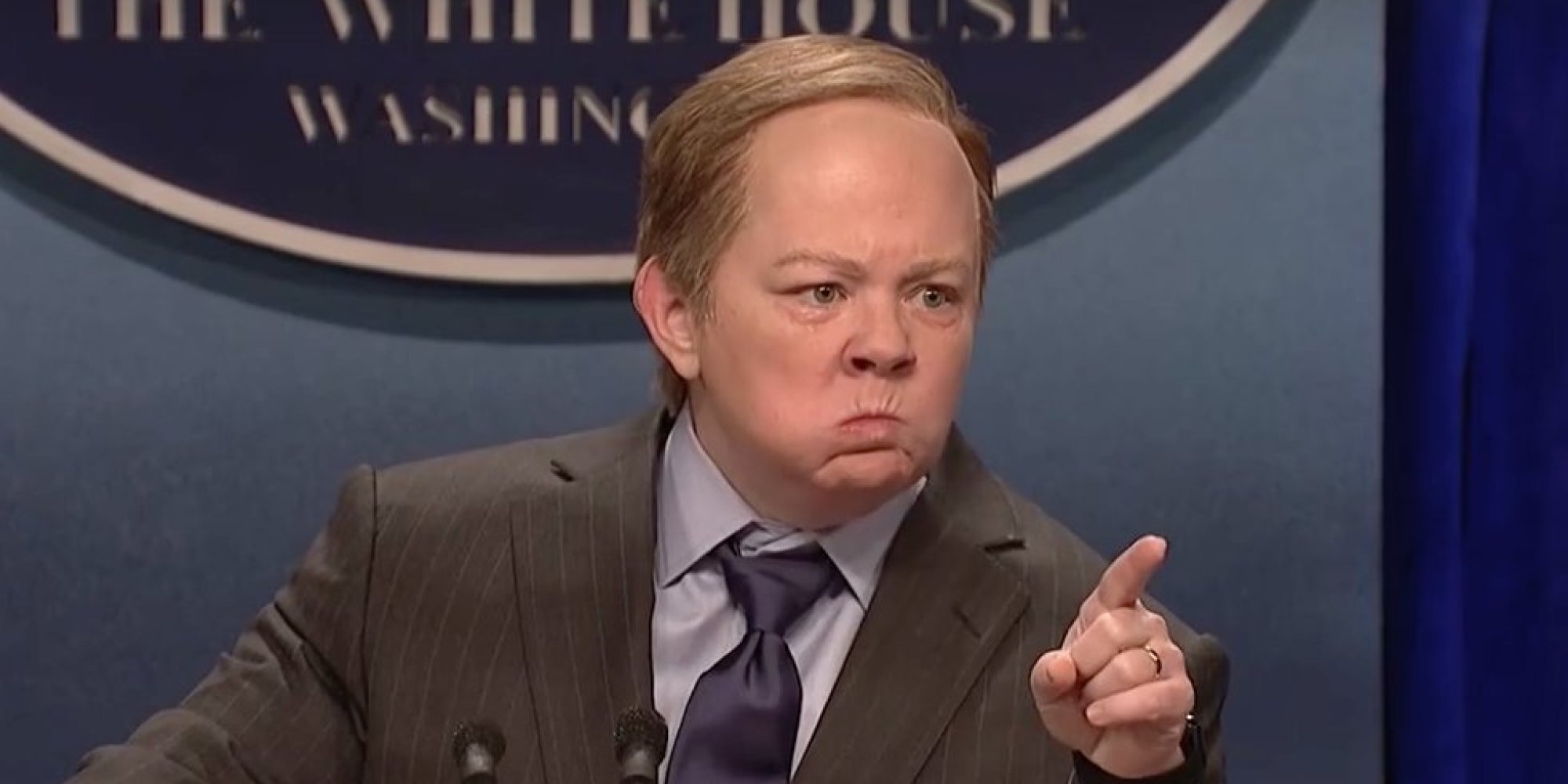 Melissa McCarthy Couldn't Be Funnier As Sean Spicer On 'Saturday Night