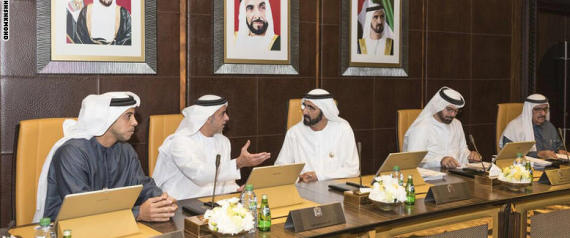 محمد بن راشد يعتمد منظومة جديدة لتأشيرات الدخول إلى الإمارات