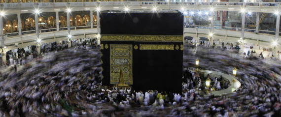 مقاومة للماء لا النار.. هل حان الوقت لتغيير عملية تصنيع كسوة الكعبة؟