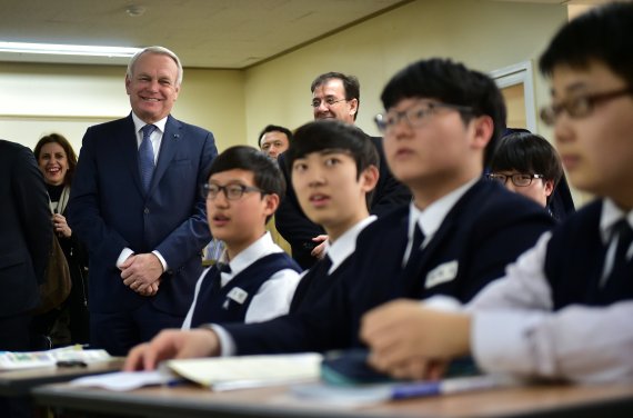 korean education class