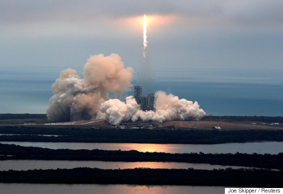 spacex rocket launch