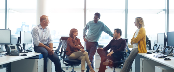 زملاء العمل 4 أنواع.. كيف تتعامل مع كل شخصية حتى لا تفقد وظيفتك؟