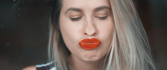 LIP STICK