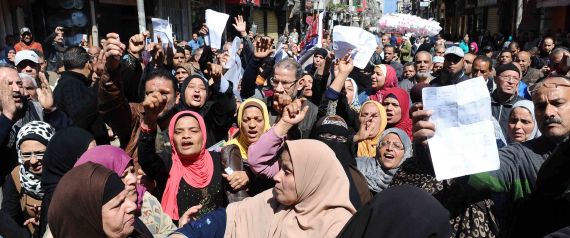 مدبَّرة أم عفوية؟.. حقيقة "انتفاضة التموين" في مصر وكيف فضتها الشرطة بوسائل جديدة