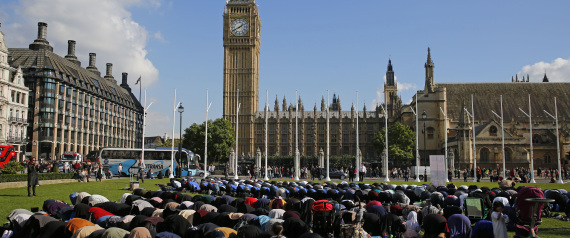 "مسلمون بريطانيون للغاية".. وثائقي يرصد الحياة اليومية لـ3 ملايين مسلم في بريطانيا.. هل أنصفهم؟