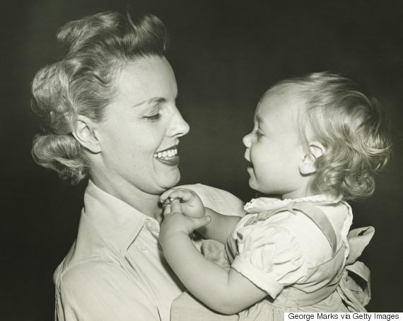 vintage photo mother daughter