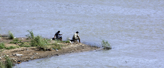 وداعاً لجمال دجلة والفرات.. أنهار العراق تحولت إلى مقابر للجثث.. وهذا ما يتركه "داعش" بعد رحيله