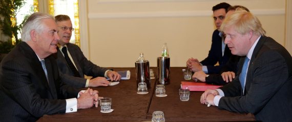 هل يلقى الأسد مصير القذافي؟.. إليك الخط الأحمر الأميركي الجديد والصفقة المحتملة مع بوتين