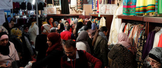 مسلمو فرنسا يجتمعون لتحديد موقفهم من انتخابات الرئاسة.. والمرشحون يردون بهذا التصرف غير اللائق