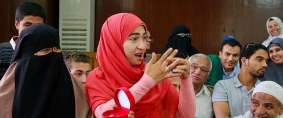 تهمته قد توصله للإعدام فقطع العهود مع فتاة أحلامه قبل فوات الأوان.. الخطبة الأولى من خلف قفص الاتهام بمصر
