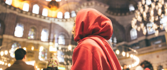 MUSLIM WOMAN TURKEY
