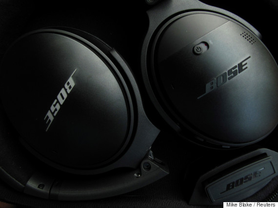 Bose headphones listening in on listeners, lawsuit claims