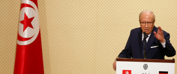 20 منظمة تونسية تدعو الرئيس السبسي إلى سحب مشروع قانون "تبييض الفساد والفاسدين" نهائياً.. 8 آلاف شخص سينقذهم العفو