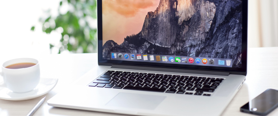 MacBook Air كان يوماً الأخف والأرفع.. فأمام من خسر المواجهة؟