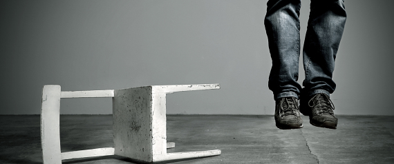 كلنا بوعزيزي".. تزايد حالات الانتحار بين المغاربة.. فما الذي يدفعهم لذلك؟