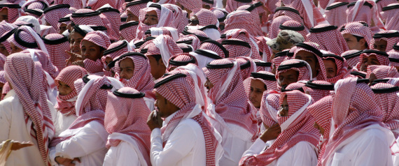 سر العائلة السعودية التي تعالج مرض "داء الكلب" بدمائها!.. حقيقة صفاتهم الغريبة التي تعود لـ1400 عام