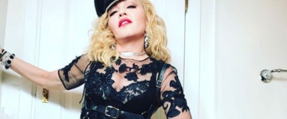 اشترطت شهادة خلوَّ من الأمراض المعدية للمشاركة في مهرجان قرطاج.. هل تسافر مادونا إلى تونس؟