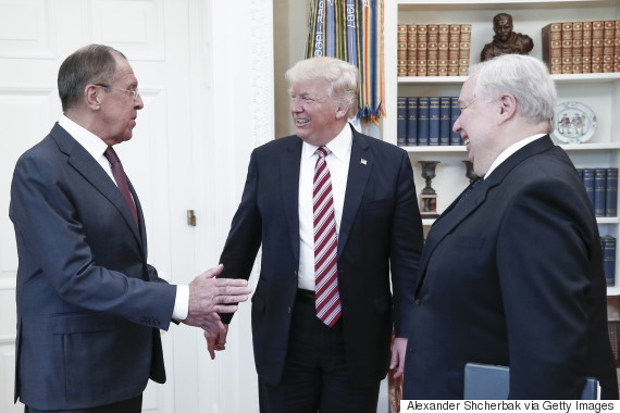 trump russia white house