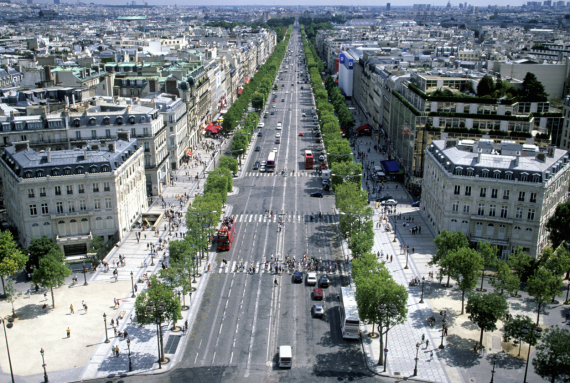 avenue des champs elysees