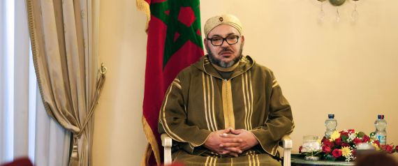الملك يعاقب وزراءه.. العاهل المغربي غاضب من الحكومة بسبب الوضع في الحسيمة.. لا إجازة للوزراء وأوامر ملكية أخرى