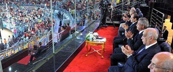 مقطع فيديو للسيسي يثير سخرية المصريين.. وصفوه بـ"المقزز".. فماذا فعل؟