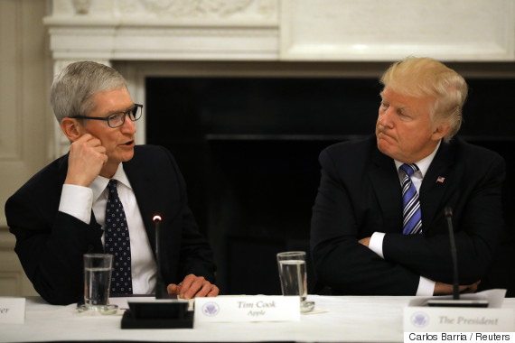 donald trump tim cook