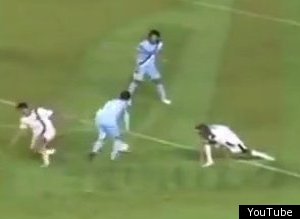 Jhasmani Campos Goal