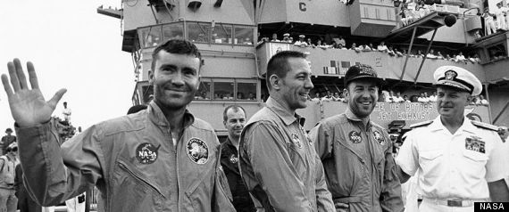 800pxapollo_13_crew_postmission_onboard_uss_iwo_ji