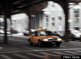 Uber To Partner With Taxis In Low-Cost Chicago Pilot Program