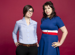 PHOTOS: These Two Editors Switch '60s Ladylike For Casual Tomboy