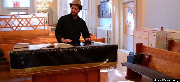 WATCH: Table Top Rhythms for Jewish Singing