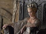 Charlize Theron Trenzas