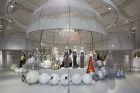 Ballgowns: British Glamour Since 1950 - An...