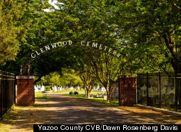 Spookiest US Cemeteries: Vote For Your Favorite