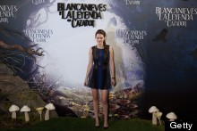 Kristen Stewart Goes Sheer, Charlize Theron Does Scarlet