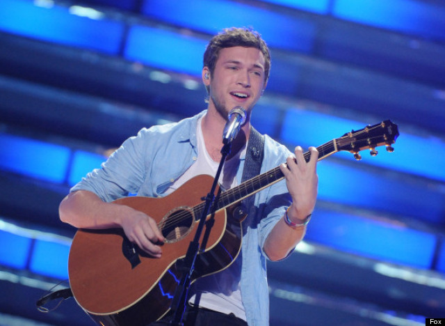 http://urls.re/S3R .Phillip Phillips Refused Doctor's Orders To Get Kidney Surgery Until He Won "American Idol"