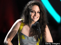 Kristen Stewart Accepts Best Kiss Mtv Movie Award Out