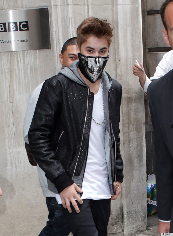 justin bieber skull mask