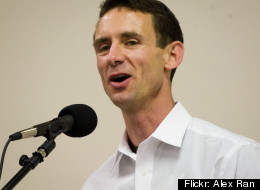 Chuck Palahniuk: Where I Like To Read