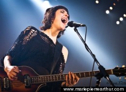 Marie-Pierre Arthur «rocke» le Club Soda (PHOTOS/VIDÉOS)