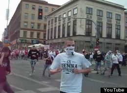 Violentos choques manchan a la Eurocopa (VIDEO)