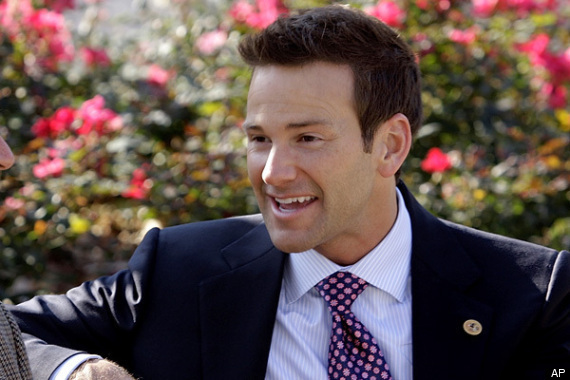 “Hottest Freshman” Aaron Schock Talks Favorite Beauty Products And
