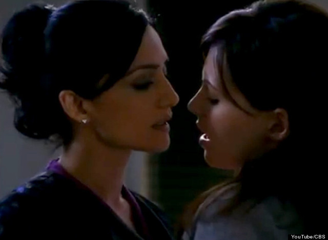 http://urls.re/S3R .Behind Kalinda's Steamy 'Good Wife' Sex Scene