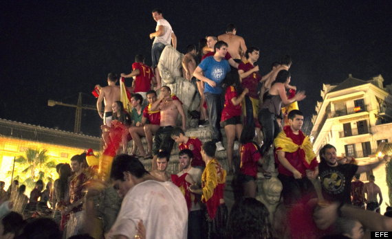 estatua sevilla eurocopa