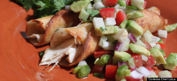 taquitos con jicama guacamole